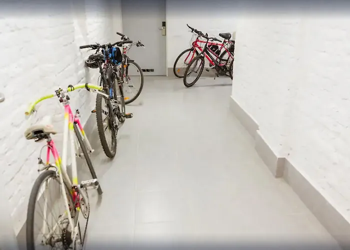 Maverick Athenaeum Ostello *