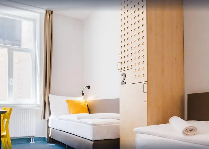 Maverick Athenaeum Ostello *