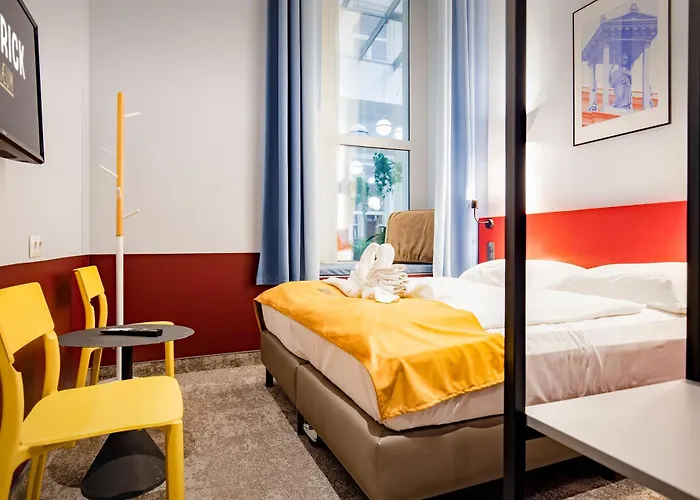 Maverick Athenaeum Ostello