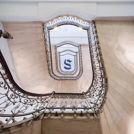 Maverick Athenaeum Βουδαπέστη