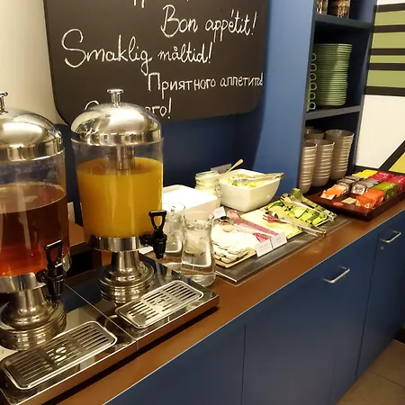 Maverick Athenaeum Budapest