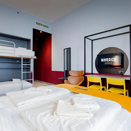 Maverick Athenaeum Budapest