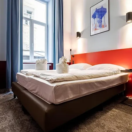 Maverick Athenaeum * 布达佩斯